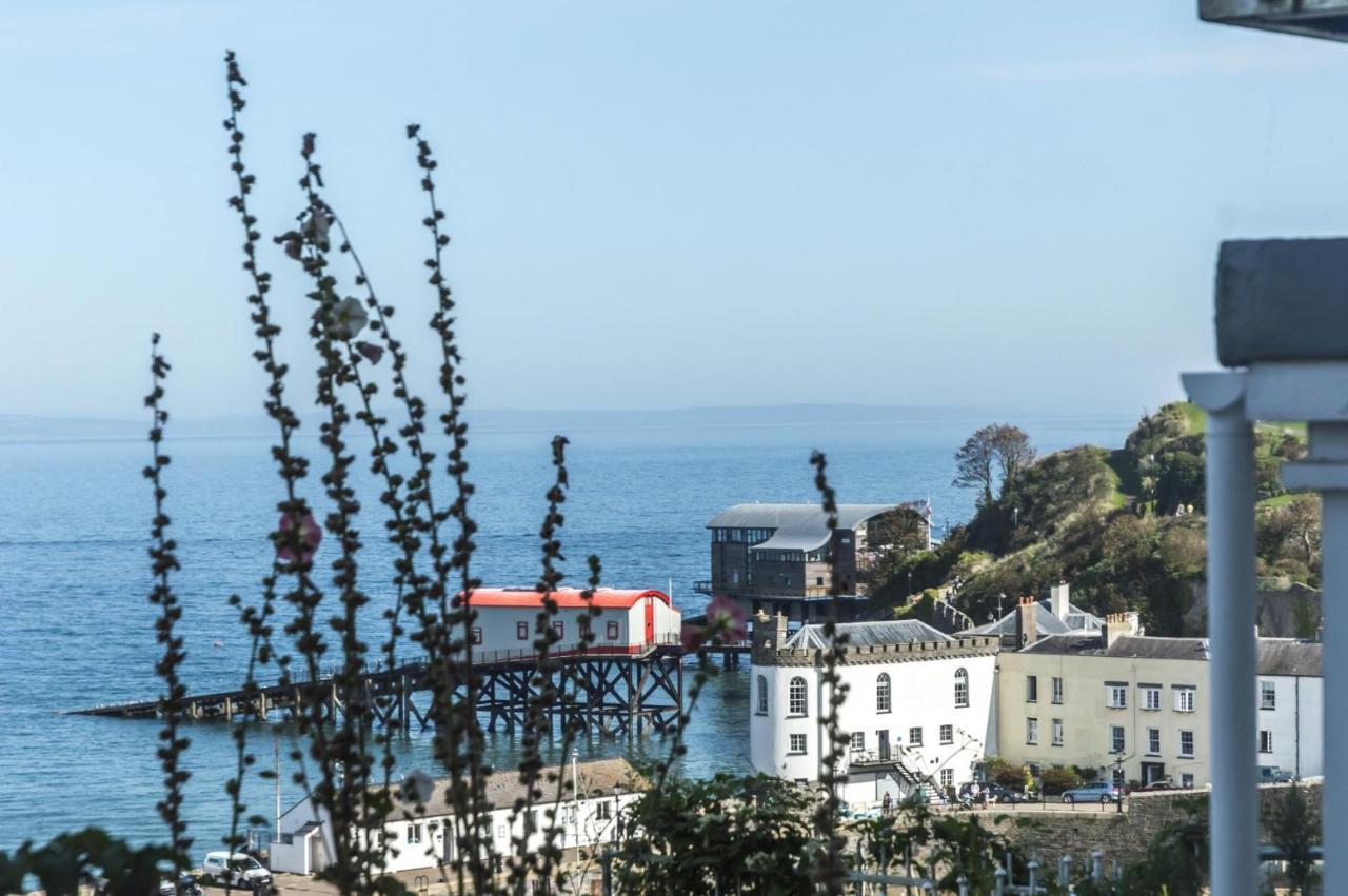 Sea Legs - 2 Bedroom Apartment - Tenby Exteriér fotografie