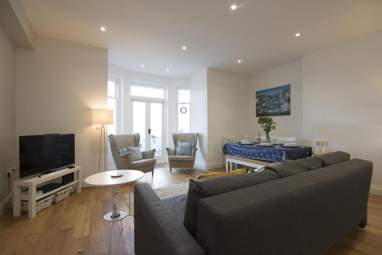 Sea Legs - 2 Bedroom Apartment - Tenby Exteriér fotografie