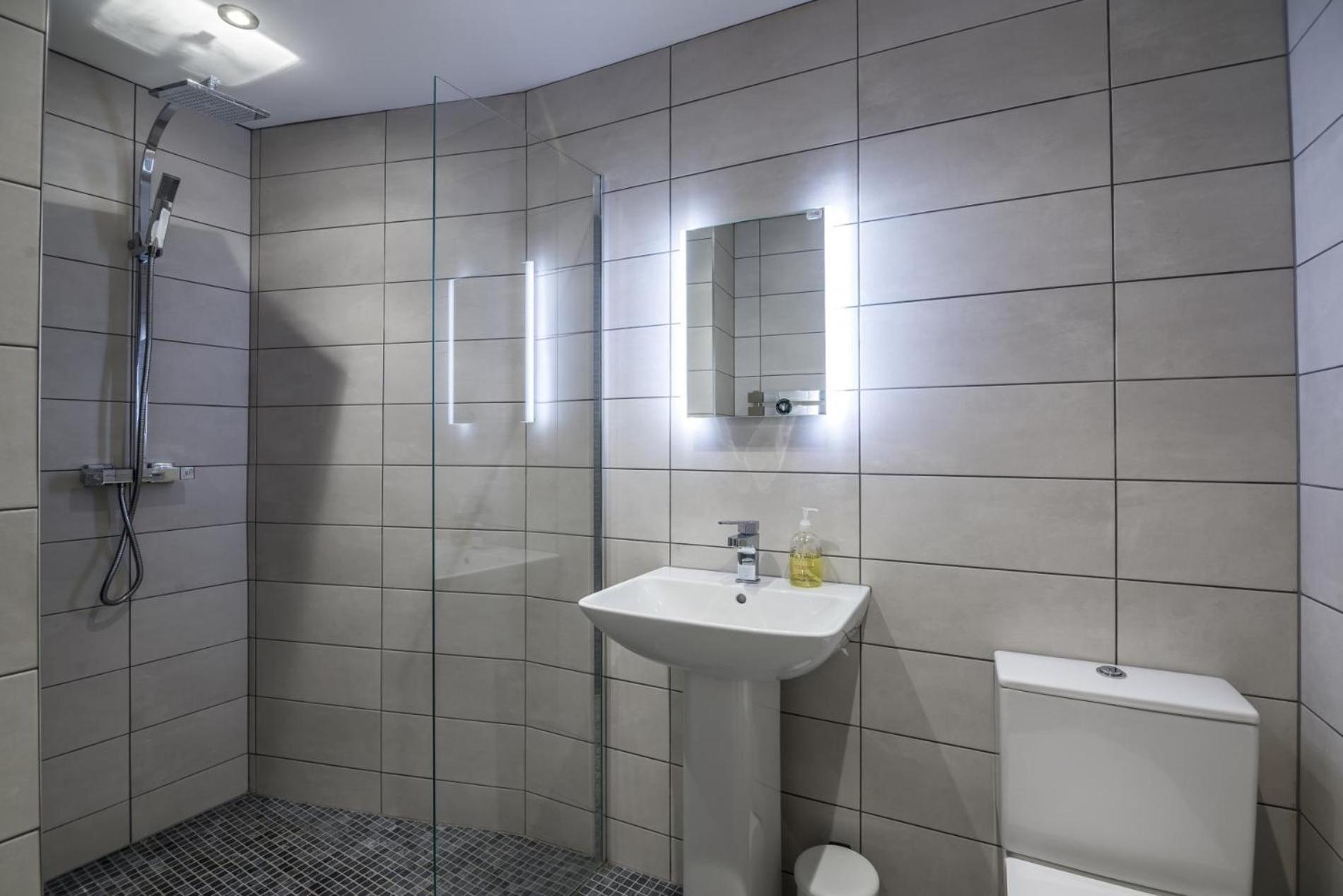 Sea Legs - 2 Bedroom Apartment - Tenby Exteriér fotografie