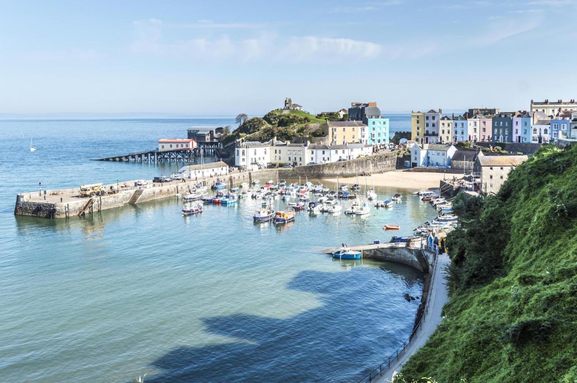 Sea Legs - 2 Bedroom Apartment - Tenby Exteriér fotografie